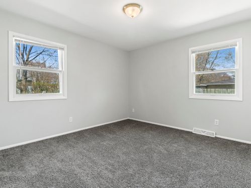 6175 122nd St, Milwaukee WI  53225-1005 exterior