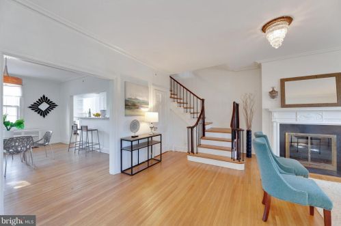 2815 Cathedral Ave, Washington DC 20008-4122 exterior