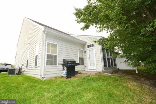 36 Beach Plum Dr, Millville, DE 19967-6767