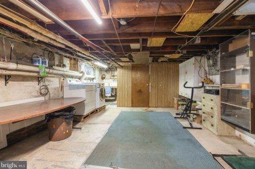 419 Derstine Ave, Lansdale PA 19446-3536 exterior