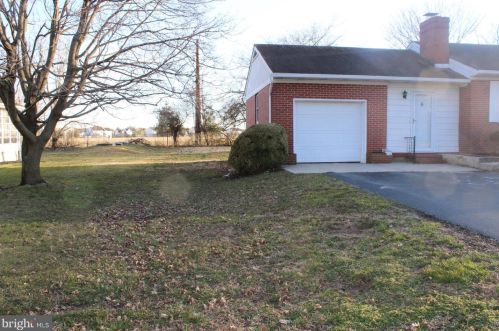 1546 Forrest Ave, Dover, DE 19904-3329