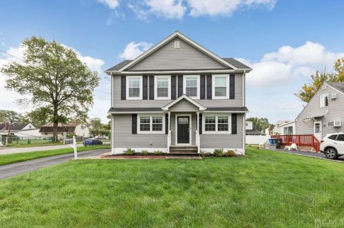 30 Henry Pl, Iselin, NJ 08830-1104