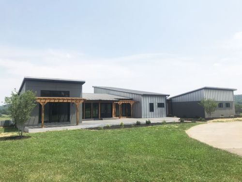 225 Mcdonald Rd, Sweetwater, TN 37874-6441