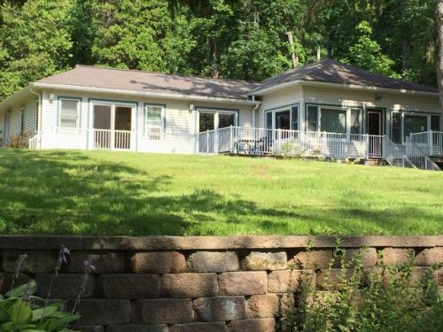 119 Badger Ln, Cooperstown, NY 13326-3114
