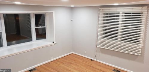 850 Longshore Ave, Philadelphia PA  19111-4423 exterior