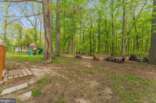 1900 Hedding Rd, Columbus NJ  08022-2067 exterior