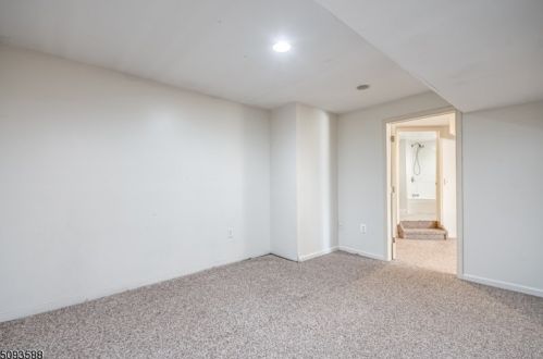 1 Crestview Dr, Hackettstown NJ  07840-5673 exterior