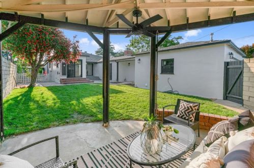 3936 Gaviota Ave, Long Beach CA  90807-3740 exterior