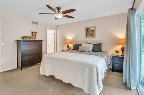 7611 Golfcrest Dr, San Diego CA 92119-1228 exterior