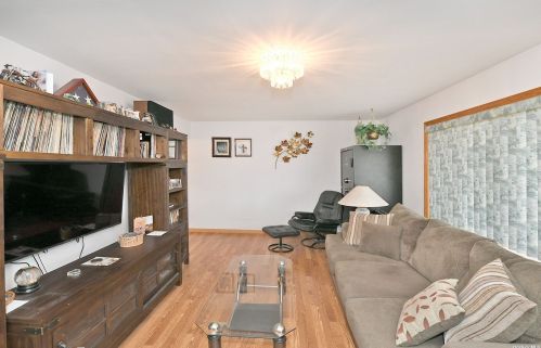 287 Irving Ave, Deer Park NY  11729-3404 exterior