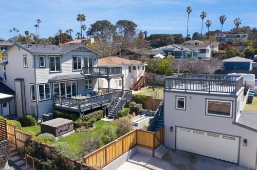 4453 Bermuda Ave, San Diego CA 92107-3809 exterior