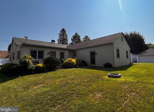 102 Beaver St, Siddonsburg PA  17019-1203 exterior