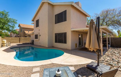 4210 Siesta Ln, Glendale AZ  85308-7504 exterior