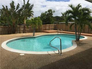 2112 51st Ave, Hollywood FL  33021-4048 exterior