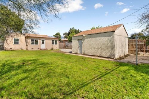 949 23rd St, San Bernardino CA  92405-3101 exterior