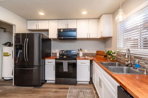 7434 Ranch Ave, Citrus Heights CA  95610-7462 exterior