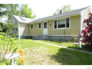 656 Morehouse Hwy, Fairfield, CT 06825-2656
