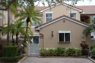 1241 Weeping Willow Way, Hollywood, FL 33019-4818