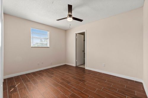 584 Greenway Ter, Port Saint Lucie FL  34983-2643 exterior