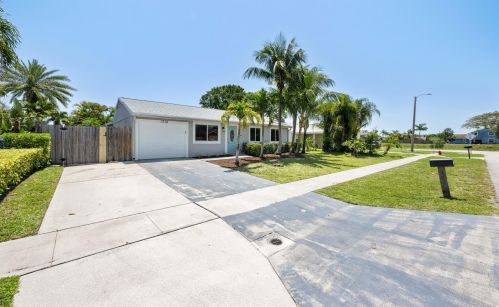 1314 Elmbank Way, West Palm Beach, FL 33411-4001