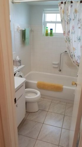 4134 Stratford Dr, New Port Richey, FL 34652-5230