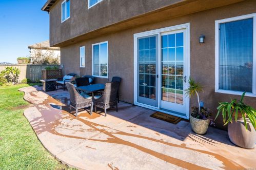 7608 Seattle Dr, La Mesa CA  91941-7892 exterior