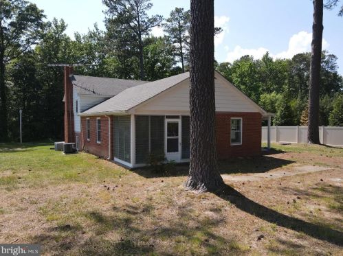 13952 Kings Hwy, Montross VA  22520-2419 exterior