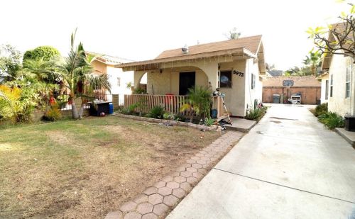 8972 Victoria Ave, South Gate, CA 90280-2930