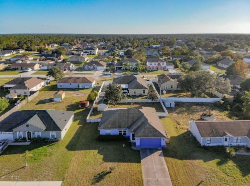 2941 Grayton St, Deltona, FL 32738-1281