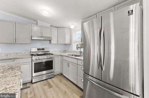 16 Marie Ct, Millsboro DE  19966-1320 exterior