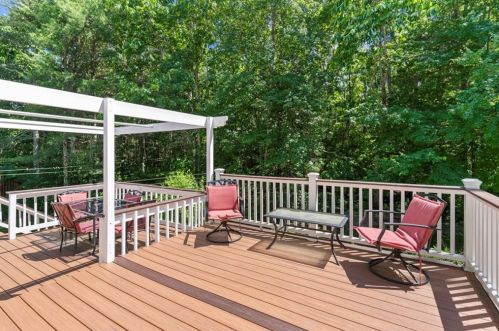 55 Linden Ln, West Greenwich RI  02817-2169 exterior
