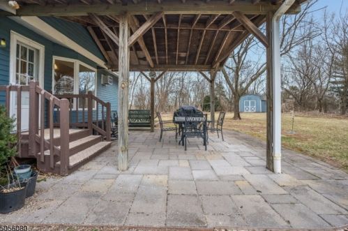 155 Cider Mill Rd, East Amwell Township NJ  08551-1710 exterior