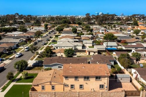 5101 133rd St, Hawthorne CA  90250-5054 exterior