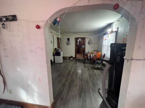 2013 70, Milwaukee WI 53213-1947 exterior