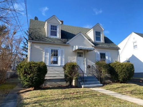 508 High St, New Britain, CT 06053-2870