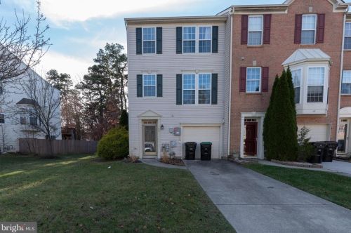 77 Colts Neck Dr, Erial, NJ 08081-5643