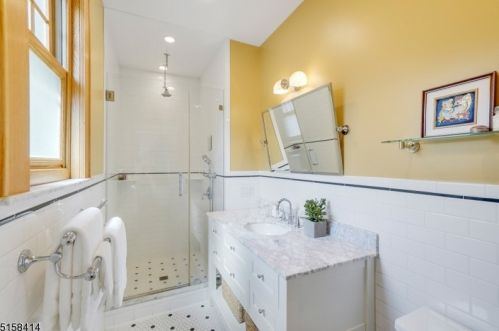 42 Warren Ct, South Orange NJ  07079-2336 exterior