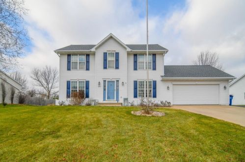 2861 Hawks Nest Trl, Green Bay, WI 54313-4069