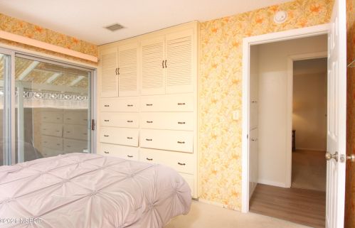 340 Wilshire Ln, Santa Maria CA  93455-2050 exterior