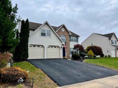 514 Calabria Dr, Blandon, PA 19510-9438