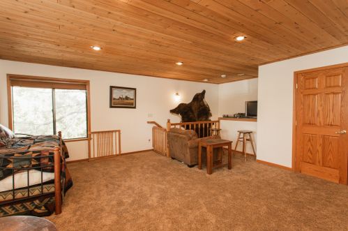 1253 Panorama Dr, Big Bear City CA  92314-9828 exterior