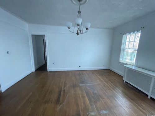 26 Devonia Ave, Mount Vernon NY 10552-1007 exterior