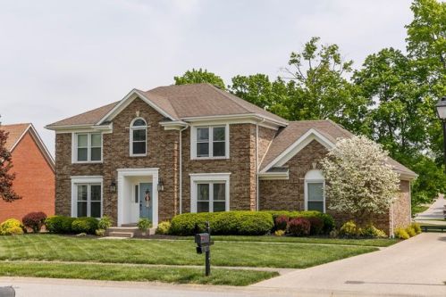 8521 Autumn Ridge Ct, Louisville, KY 40242-3814