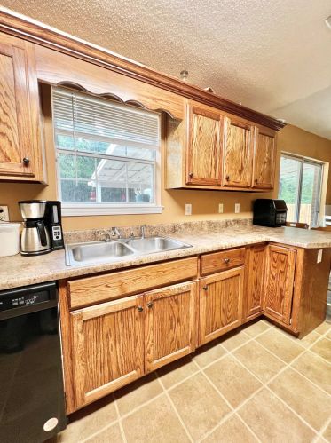 6848 Fast Gun Ln, Milton FL  exterior