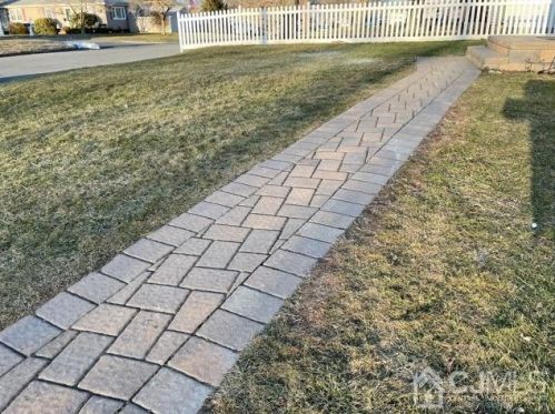 6 Anchor Blvd, Old Bridge, NJ 08857-2855