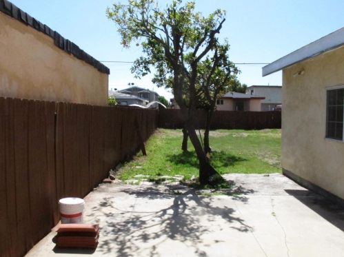 1624 223rd St, Torrance CA  90501-4128 exterior