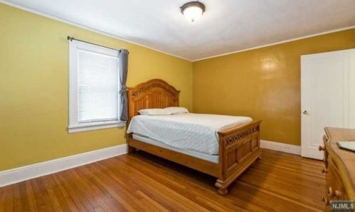 974 Garrison Ave, Teaneck NJ  07666-2619 exterior