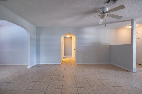 3441 Southern Pne Dr, Fort Pierce FL 34982-6542 exterior