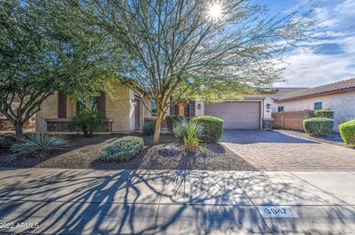 3047 Derringer Way, Gilbert AZ 85297-7889 exterior