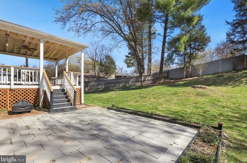 13705 Kerrydale Rd, Woodbridge VA  22193-4710 exterior